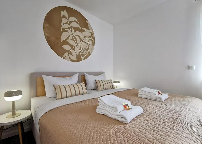 Bohnapartments Franzstrasse - Kostenlose Parkplaetze - Sehr Ruhig - Neubau - Vollausstattung - Wlan شقة هوين نويندورف